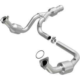 Magnaflow OEM Grade Direct Fit Catalytic Converter